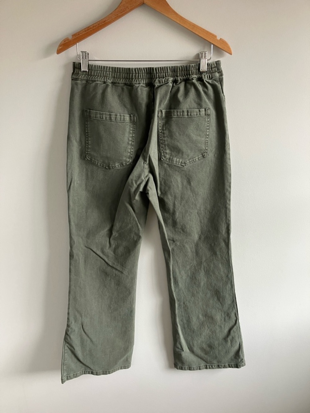 Young Fabulous & Broke Olive Green, Wide-Leg, high waisted Chinos - Picture 4 of 7
